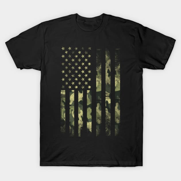 US CAMO FLAG. T-Shirt by Andreeastore  